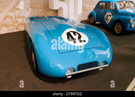 Vue de trois quarts de face d'une Deutsch et Bonnet DB le Mans Race car, DB a participé aux 24 heures du Mans entre 1949 et 1961 Banque D'Images