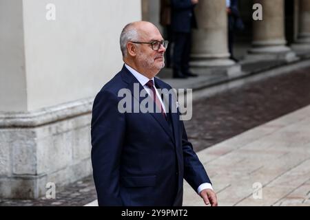 Cracovie, Pologne. 11 octobre 2024. Le président estonien Alar Kasir arrive pour le sommet du Groupe Arraiolos dans une cour historique du château de Wawel dans une vieille ville de Kraków, en Pologne, le 11 octobre 2014. (Photo de Dominika Zarzycka/Sipa USA) crédit : Sipa USA/Alamy Live News Banque D'Images