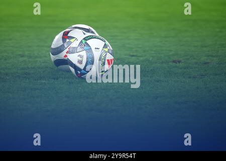 Rome, Italie. 10 octobre 2024. Ballon officiel lors du match de football de l'UEFA Nations League, Ligue A, Groupe A2 entre l'Italie et la Belgique le 10 octobre Banque D'Images