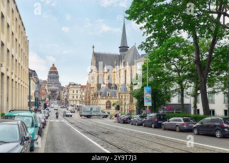 Bruxelles, Belgique - 07 juillet, 2016 fleurs enchevêtrées : Maison dans le centre de la capitale bulgare à Bruxelles. Banque D'Images