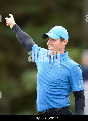 18 juillet 2019, Rory McIlroy réagit après son tir au tee le 5e tour du tournoi de golf Open Championship au Royal Portrush Golf Club - Dunluce course, Portrush, Irlande du Nord. Banque D'Images