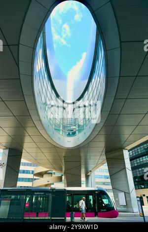 France, Côte d'Or, Dijon, quartier Clemenceau, l'auditorium Robert-Poujade abritant l'opéra, l'oculus Banque D'Images