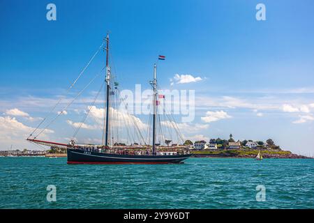 France, Morbihan, Golfe du Morbihan, Arzon, Port Navalo, iris, Dundee Ketch, grand défilé de vieux voiliers, Gulf week, édition 2023 Banque D'Images