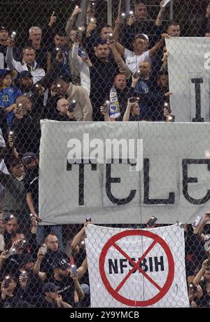 Zenica, Bosnie-Herzégovine . 11 octobre 2024. Les fans encouragent les gradins lors de la phase de l'UEFA Nations League, match de la troisième journée entre la Bosnie-Herzégovine et l'Allemagne au Stadion Bilino Polje à Zenica, Bosnie-Herzégovine, le 11 octobre 2024. Photo : Armin Durgut/PIXSELL crédit : Pixsell/Alamy Live News Banque D'Images
