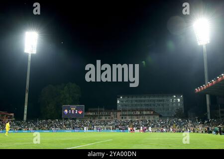 Zenica, Bosnie-Herzégovine. 11 octobre 2024. Football, Ligue des Nations A, Bosnie-Herzégovine - Allemagne, phase de groupes, Groupe 3, journée 3, Stadion Bilino Polje, le tableau de bord montre le résultat final. Crédit : Christian Charisius/dpa/Alamy Live News Banque D'Images