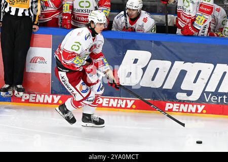 Eishockey DEL2 - 24/25 - 10. Spieltag : Krefeld Pinguine vs Eispiraten Crimmitschau AM 11.10.2024 in der Yayla Arena in Krefeld Crimmitschaus Lukas Wagner (Nr.26) Foto : osnapix Banque D'Images