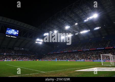 Poznan, Pologne. 11 octobre 2024. Vue panoramique du stade de Poznan (Enea Arena) à Poznan pendant le match de l'UEFA Nations League Ukraine - Géorgie. Capacité 42 837. Crédit : Oleksandr Prykhodko/Alamy Live News Banque D'Images