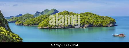 Parc marin national d'Angthong, koh Samui, Suratthani, Thaïlande. Asie. Bannière Web en vue panoramique Banque D'Images