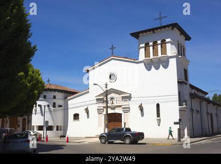 Cette photo montre une église à San Jose del Maipo au Chili, qui a été prise en février 2016 Banque D'Images