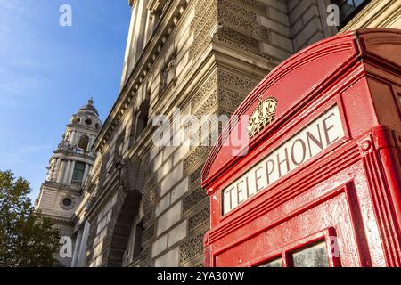 Cabine téléphonique rouge à Londres. Royaume-Uni Banque D'Images