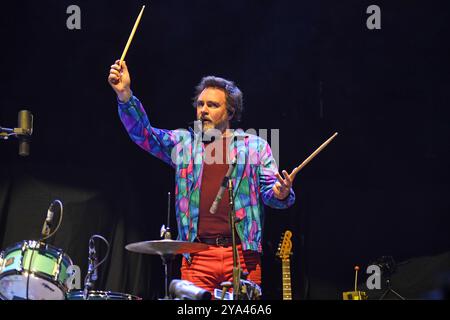 ROYAUME-UNI. 11 octobre 2024. LONDRES, ANGLETERRE - 11 OCTOBRE : Liam Finn se produit à O2 Arena, Greenwich le 11 octobre 2024 à Londres, Angleterre. CAP/Mar © Mar/Capital Pictures crédit : Capital Pictures/Alamy Live News Banque D'Images