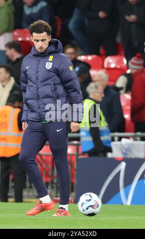 Londres, Royaume-Uni. 10 octobre 2024. LONDRES, ANGLETERRE - 10 OCTOBRE : Curtis Jones (Liverpool) de l'Angleterre lors de l'échauffement d'avant-match lors du match du Groupe B2 de la Ligue B de l'UEFA 2024/25 entre l'Angleterre et la Grèce le 10 octobre 2024 à Londres, Angleterre. Crédit : action Foto Sport/Alamy Live News Banque D'Images