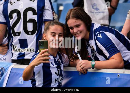 Zubieta, Espagne. 12 octobre 2024. Elene Lete signant des autographes. Crédit : Rubén Gil/Alamy Live News. Banque D'Images