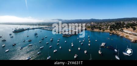 Vue aérienne de Monterey Marina et Cannery Row en Californie Banque D'Images