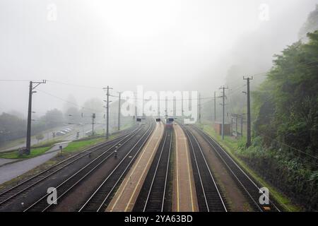 Straß à Steiermark : gare de Spielfeld-Straß, trains à Süd-Steiermark, Steiermark, Styrie, Autriche Banque D'Images