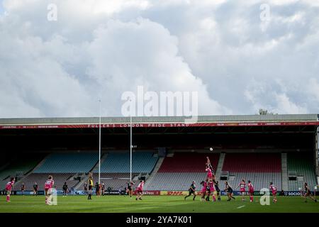 Londres, Royaume-Uni. 12 octobre 2024. Londres, Angleterre, 12 octobre 2024 : premier match de rugby féminin entre Harlequins et Gloucester-Hartpury au Twickenham Stoop à Londres, en Angleterre. (Pedro Porru/SPP) crédit : SPP Sport Press photo. /Alamy Live News Banque D'Images