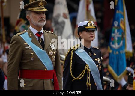 Madrid, Espagne. 12 octobre 2024. Le roi Felipe VI (à gauche) et la princesse Leonor (à droite) vus lors du défilé militaro-civique pour la fête nationale. Comme chaque 12 octobre, un nouveau défilé est organisé à Madrid, sous une pluie torrentielle, pour célébrer la fête nationale espagnole. Le défilé était dirigé par le roi Felipe VI, la reine Letizia et la princesse Leonor. (Crédit image : © David Canales/SOPA images via ZUMA Press Wire) USAGE ÉDITORIAL SEULEMENT ! Non destiné à UN USAGE commercial ! Banque D'Images