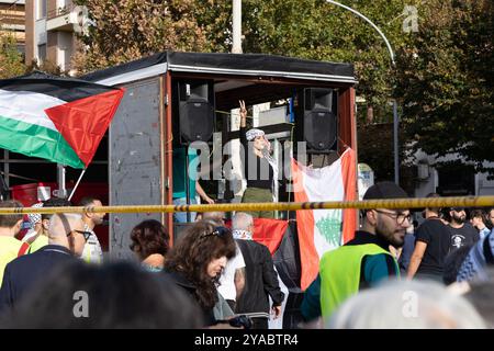 Rome, Italie. 12 octobre 2024. Maya Issa, leader du mouvement étudiant palestinien (photo de Matteo Nardone/Pacific Press/Sipa USA) crédit : Sipa USA/Alamy Live News Banque D'Images