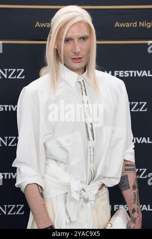 Yannik Zamboni BEI der Preisverleihung auf dem 20. Festival du film de Zurich 2024 im Opernhaus. Zürich, 12.10.2024 *** Yannik Zamboni à la cérémonie de remise des prix au 20 Zurich film Festival 2024 à l'Opéra de Zurich, 12 10 2024 Foto:XA.xRaemyx/xFuturexImagex Award night 4016 Banque D'Images