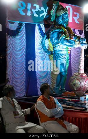 Rajkot, Gujarat, Inde. 12 octobre 2024. Shstra Kutir avec la statue de Hunuman. Crédit : Nasirkhan Davi/Alamy Live News Banque D'Images