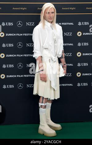 Yannik Zamboni BEI der Preisverleihung auf dem 20. Festival du film de Zurich 2024 im Opernhaus. Zürich, 12.10.2024 Banque D'Images