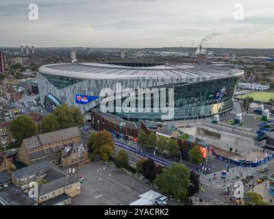 Londres, Royaume-Uni. 13 octobre 2024. Vue générale du Tottenham Hotspur Stadium, lieu du match de la semaine 6 d'aujourd'hui Chicago Bears vs Jacksonville Jaguars au Tottenham Hotspur Stadium, Londres, Royaume-Uni, 13 octobre 2024 (photo par Craig Thomas/News images) à Londres, Royaume-Uni le 13/10/2024. (Photo de Craig Thomas/News images/SIPA USA) crédit : SIPA USA/Alamy Live News Banque D'Images