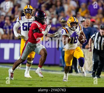 Baton Rouge, États-Unis. 12 octobre 2024. JOSH WILLIAMS (18 ans) court pour les yards pendant le match entre les Ole Miss Rebels et les LSU Tigers le 12 octobre 2024 au Tiger Stadium de Baton Rouge, en Louisiane. (Photo par : Jerome Hicks/Sipa USA) crédit : Sipa USA/Alamy Live News Banque D'Images