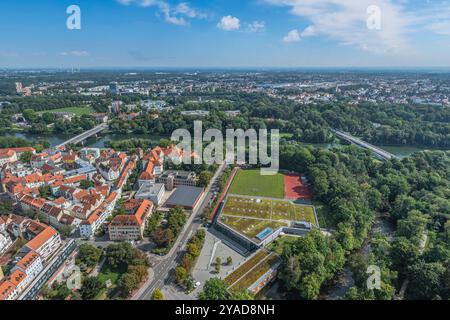 Ausblick auf die industrie- und Hochschulstadt Ingolstadt in Oberbayern Die bayerische Großstadt Ingolstadt an der Donau im Luftbild Ingolstadt Kunett Banque D'Images