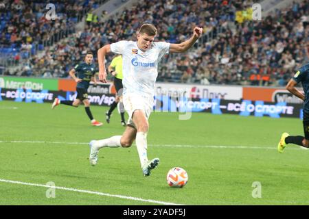 Aleksandr Sobolev (7 ans) de Zenit vu en action lors du match de football Winline Super Series entre Zenit Saint-Pétersbourg et Voïvodine Serbie à Gazprom Arena. Score final ; Zenit 4:1 Voïvodine. Banque D'Images