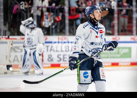 Traurige Straubinger Spieler, Nuernberg Ice Tigers v. Straubing Tigers, Eishockey, Penny DEL, 9. Spieltag, 13.10.2024, Foto : Eibner-Pressefoto/Thomas Hahn Banque D'Images