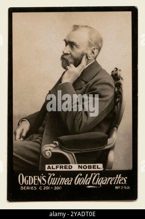 L'inventeur suédois Alfred Nobel sur une carte de cigarette - publicité pour Ogdens Guinea Gold cigarettes - portrait de Gösta Florman Banque D'Images