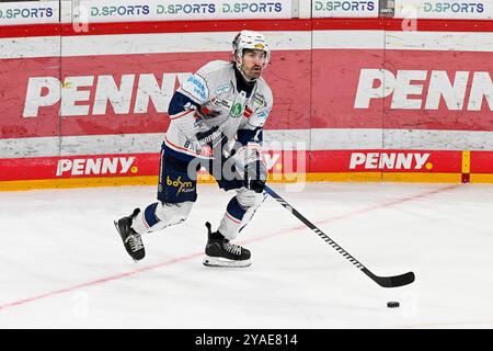 Eishockey DEL - 24/25 - 9. Spieltag : Düsseldorfer EG vs Iserlohn Roosters am 13.10.2024 im PSD Bank Dome in Düsseldorf Iserlohns Tyler Boland (Nr.10) Foto : osnapix Banque D'Images