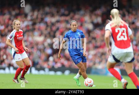 Lauren James de Chelsea lors du match de Super League féminine de Barclays FA entre Arsenal et Chelsea à l'Emirates Stadium de Londres le samedi 12 octobre 2024. (Photo : Jade Cahalan | mi News) crédit : MI News & Sport /Alamy Live News Banque D'Images