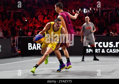 , - 13 OCTOBRE : Strahinja Stojacic - Ub, Mihailo Vasic - Liman lors du match de finale FIBA 3x3 World Tour Amsterdam 2024 entre Ub et Liman au Gasthouder le 13 octobre 2024 à Amsterdam, pays-Bas. (Photo de Edwin J.H. de Vries/Orange Pictures) crédit : Orange pics BV/Alamy Live News Banque D'Images