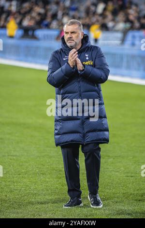 MELBOURNE, AUSTRALIE, 22 MAI : Ange Postecoglou de Tottenham Hotspur remercie ses fans après avoir perdu face à Newcastle United lors de la semaine mondiale du football au th Banque D'Images