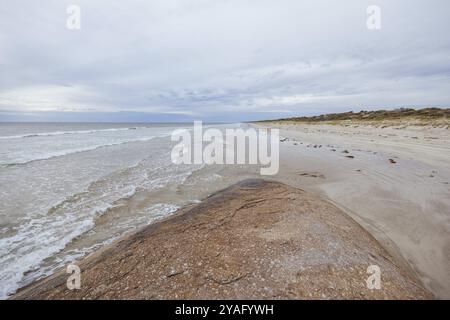 ROBE AUSTRALIA, 11 avril 2023 : formation rocheuse emblématique de Granites sur la côte calcaire, près de Kingston se, Australie méridionale, Australie, Océanie Banque D'Images