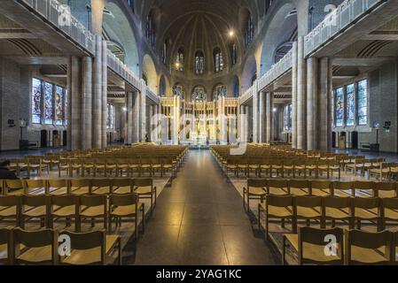 Koekelberg, Bruxelles capitale région Belgique, 09 30 2019 aménagement intérieur de la basilique catholique du Sacré-cœur de Koekelberg Banque D'Images