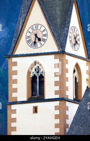 Église Saint-Vincent à Heiligenblut am Großglockner dans le district de Spittal an der Drau en Carinthie, Autriche Banque D'Images