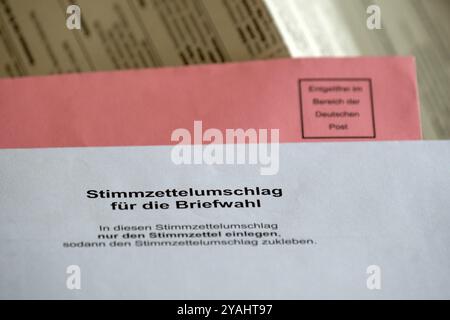 04.06.2024, Allemagne, Brême, Brême - vote postal pour l'élection du Parlement européen. 00A240604D037CAROEX.JPG [AUTORISATION DU MODÈLE : NON APPLICABLE, Banque D'Images