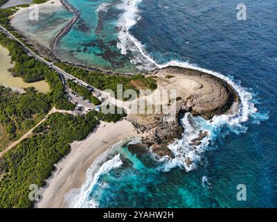 Guadeloupe Chateaux vues sur drone. Vue aérienne sur la Pointe des Colibris. Banque D'Images