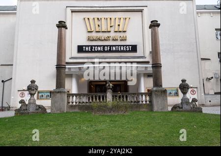 05.03.2024, Allemagne, , Berlin - Europe - vue extérieure depuis Fasanenstrasse du Kino Delphi Filmpalast am Zoo dans City West dans le quartier de Berlin Banque D'Images