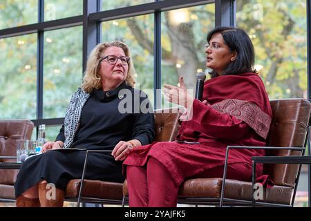 Veranstaltung von Save the Children Deutschland und der Impfallianz Gavi zum Thema Impfgerechtigkeit und gleiche Startchancen am 14.10.2024 à Berlin. Foto v.l. : Bundesentwicklungsministerin Svenja Schulze SPD Sania Nishtar, Sonderassistentin fuer Armutsbekaempfung und soziale Sicherheit des premiers ministres von Pakistan Die Veranstaltung fand im Rahmen der Fachkonferenz Sommet mondial de la santé im Cafe am Neuen Voir état. USAGE ÉDITORIAL EXCLUSIF *** Evénement organisé par Save the Children Allemagne et la Gavi Vaccine Alliance sur l'équité en matière de vaccins et l'égalité des chances de démarrage le 14 10 2024 à Berlin photo Banque D'Images