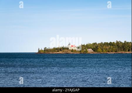 Phare de Copper Harbour sur le lac supérieur Banque D'Images