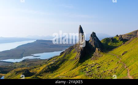 Vue sur le vieil homme de Storr, île de Skye, Écosse Banque D'Images