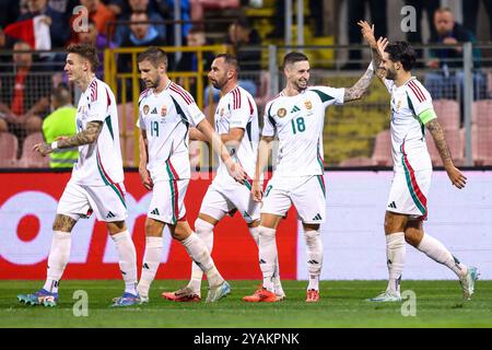 Zenica, Bosnie-Herzégovine. 14 octobre 2024. Les joueurs de Hongrie célèbrent après avoir marqué lors du match du Groupe A3 de la Ligue des Nations de l'UEFA entre la Bosnie-Herzégovine et la Hongrie au stade Bilino Polje à Zenica, Bosnie-Herzégovine, le 14 octobre 2024. Photo : Armin Durgut/PIXSELL crédit : Pixsell/Alamy Live News Banque D'Images