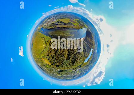 Luftbild, Hengsteysee und Ardeygebirge mit RWE Kopechenwerk, Blick nach Hagen, Erdkugel, Fisheye Aufnahme, Fischaugen Aufnahme, 360 Grad Aufnahme, minuscule monde, petite planète, fisheye Bild, Boele, Hagen, Ruhrgebiet, Nordrhein-Westfalen, Deutschland ACHTUNGxMINDESTHONORARx60xEURO *** photo aérienne, Hengsteysee et Ardeygebirge avec RWE Kopechenwerk, vue sur Hagen, globe, image fisheye, image à 360 degrés, petit monde, petite planète, image fisheye, Boele, Hagen, Ruhrgebiet, Nordrhein Westfalen, Allemagne ACHTUNGxMINDESTHONORARx60xEURO Banque D'Images