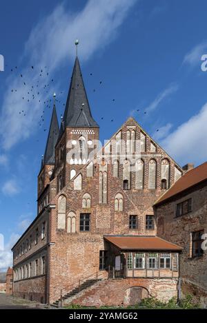 Monastère de Jerichow, considéré comme le plus ancien bâtiment en briques dans le nord de l'Allemagne, Jerichow, Saxe-Anhalt, Allemagne, Europe Banque D'Images