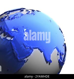 Un fragment du globe avec les continents de verre bleu épais à facettes, qui tombe sur une lumière dure, créant un éblouissement caustique sur les visages. Isolé sur whi Banque D'Images