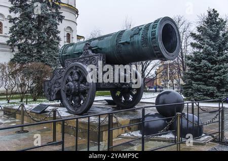 Tsar-pouchka (Roi Cannon) au Kremlin, Moscou, Russie, Europe Banque D'Images