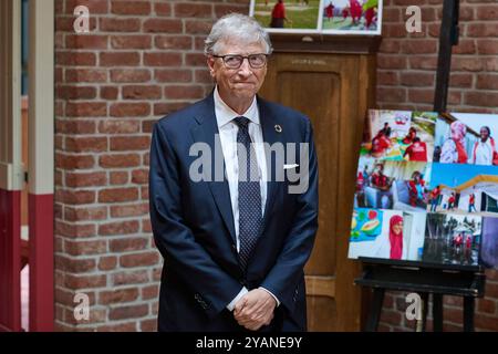 Veranstaltung von Save the Children Deutschland und der Impfallianz Gavi zum Thema Impfgerechtigkeit und gleiche Startchancen am 14.10.2024 à Berlin. Foto : Bill Gates, Fondation Gruender der Bill & Melinda Gates, Teilnehmer der Veranstaltung Die Veranstaltung fand im Rahmen der Fachkonferenz Sommet mondial de la santé im Cafe am Neuen Voir état. USAGE ÉDITORIAL EXCLUSIF *** Evénement organisé par Save the Children Allemagne et l'alliance de vaccination Gavi sur le thème de l'équité vaccinale et de l'égalité des chances de départ le 14 10 2024 à Berlin photo Bill Gates, fondateur de la Fondation Bill Melinda Gates, Banque D'Images